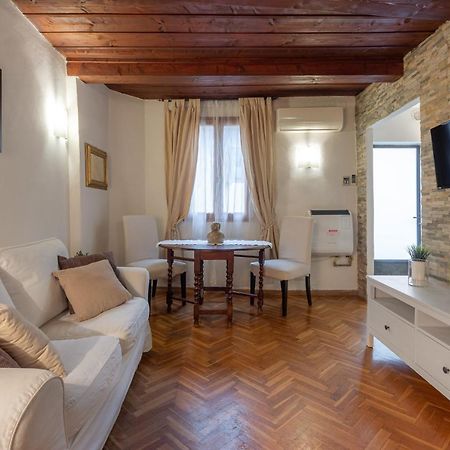 Signoria Florentine Apartment Флоренция Екстериор снимка