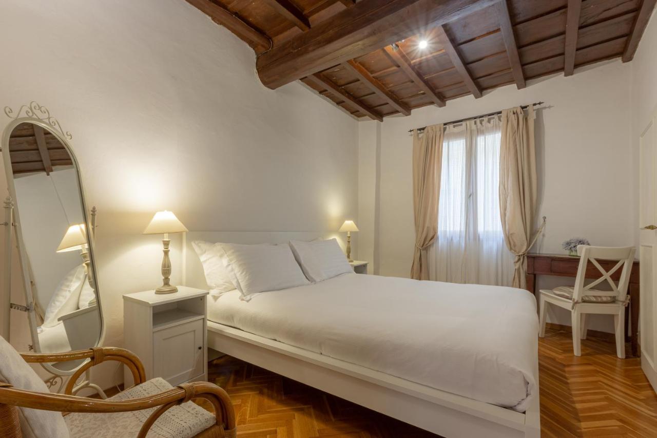 Signoria Florentine Apartment Флоренция Екстериор снимка