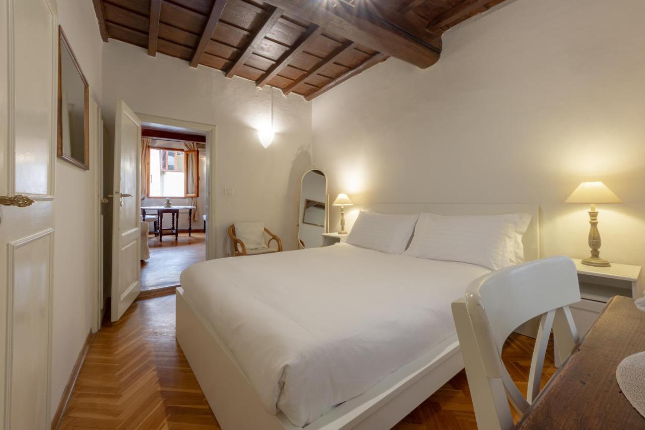 Signoria Florentine Apartment Флоренция Екстериор снимка