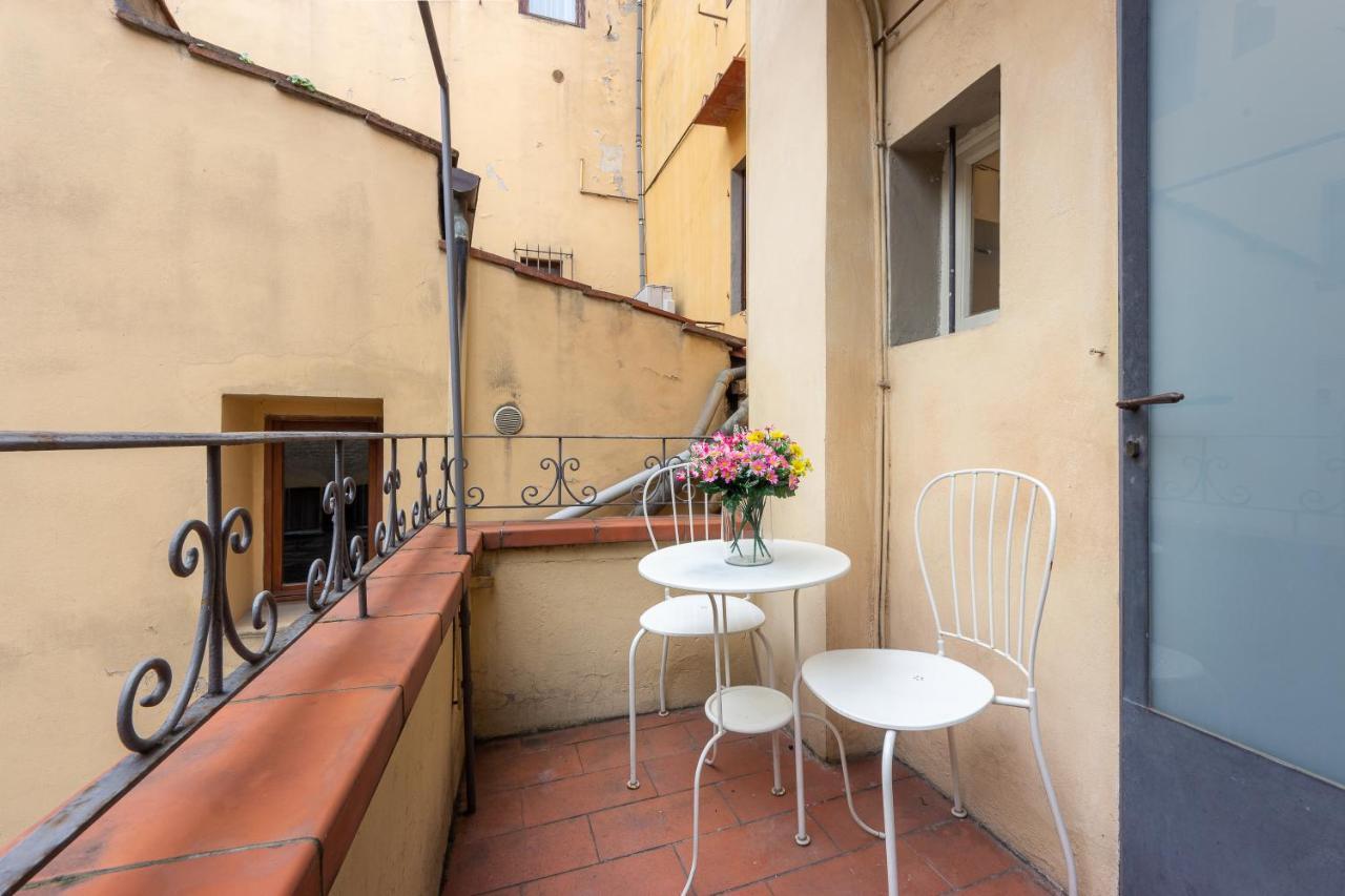 Signoria Florentine Apartment Флоренция Екстериор снимка
